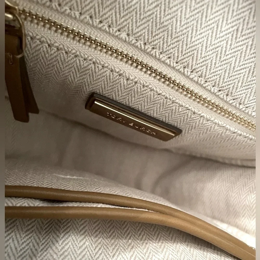 Tory Burch Authentic Tory Burch Kira Chevron Snakeskin Circle Bag EUC
